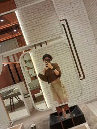 albii_vee